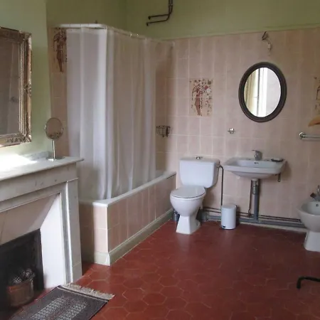 D'hotes Maison Splendide فندق مبيت وإفطار Sainte-Valière